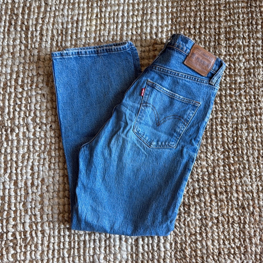 Levi's Women's Ribcage Crop Boot Blue Jeans